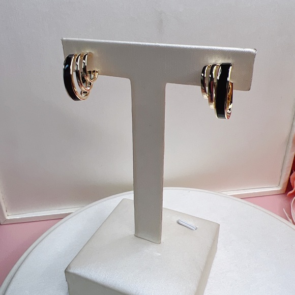 Hoop earrings - Picture 6 of 7